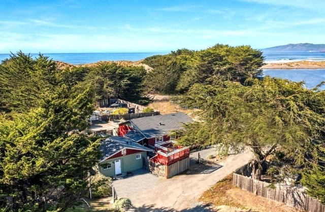BodegaBreeze: Home+Studio! MagicalFUN Home & Bodega Bay!WalktoBeach!HtTb/WiFi
