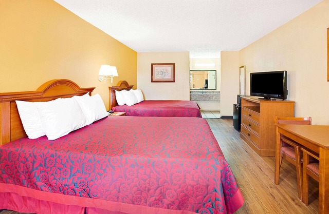 Days Inn by Wyndham Boerne