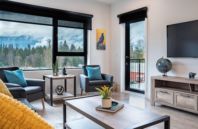 Bogey Bear Penthouse RevelstokeVacations