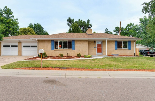 Bohemian Arvada Retreat, close to Old Town, I-70, and great parks and bike paths