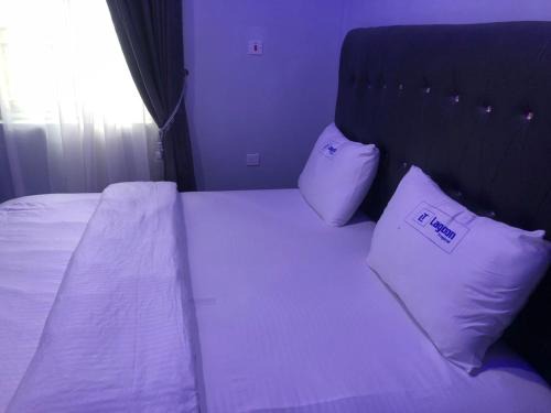 Bohemian Lounge and hotel