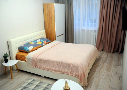 BoHo Apartment near Center!