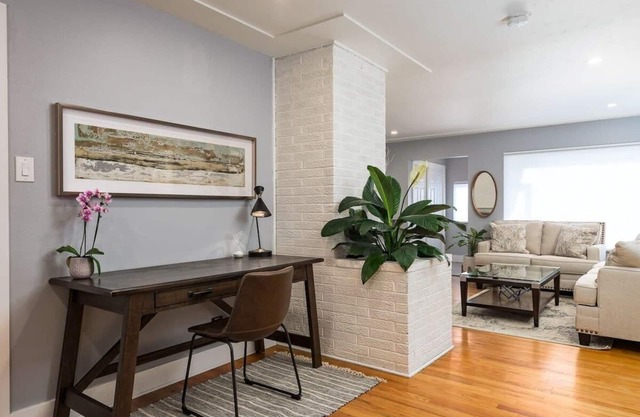 BoHo Bungalow- Shuffleboard, Cornhole, 10 m Den
