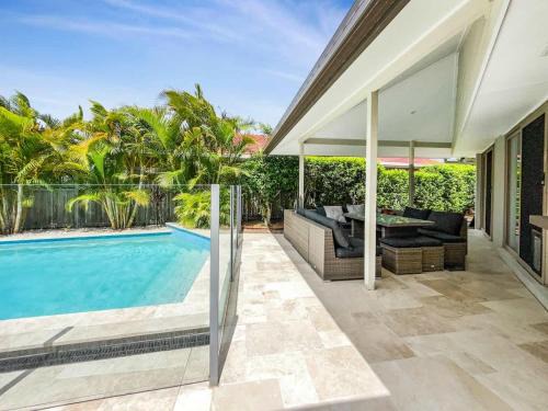 Bokarina Pool House - Relaxed Coastal Living