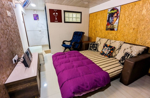 Bollywood Themed 1BHK Apartment in Lonavala