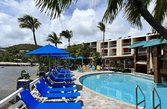 Bolongo Bay Beach Resort