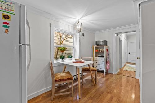 Bond St Flat 1bd 1bth Zen Garden Central