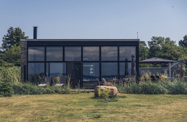 "Bondi" - 75m from the sea by Interhome