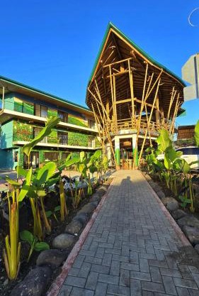 Bonding Coffee Roaster Café & Hotel