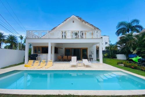 Bonita Beach Villa
