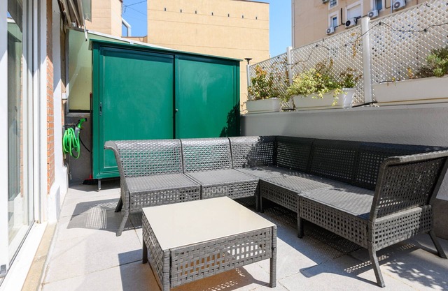 Bonito Apartamento con Terraza en Chamartín