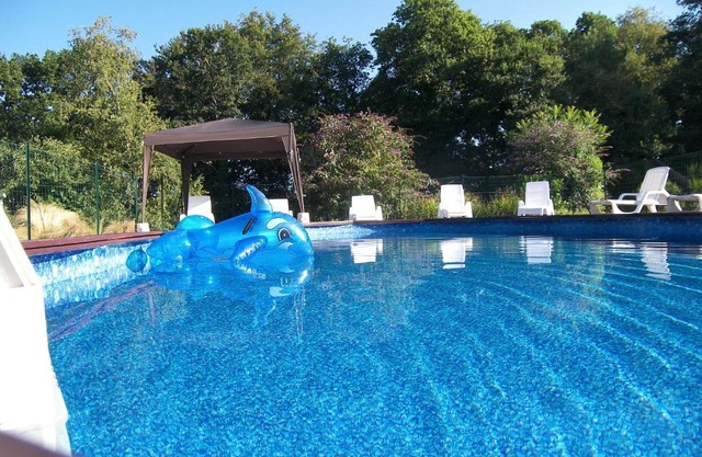 Bonne Chere, Family Friendly Cottage with Pool LPS