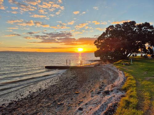 Bonnie Doon on the Thames coast