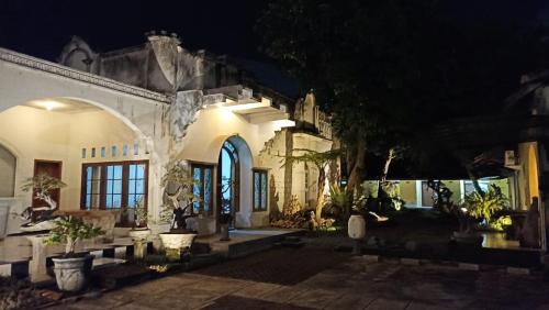 Bonsai Guesthouse Banyuwangi