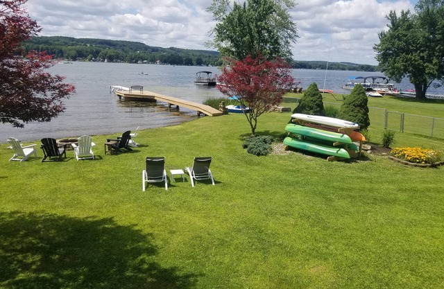 Book for summer fun at Eagles Cove on Lamoka !! Lake steps away