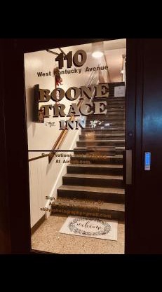 Boone Trace Inn Room 5