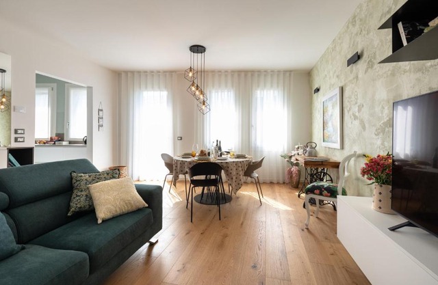 BORGO 1