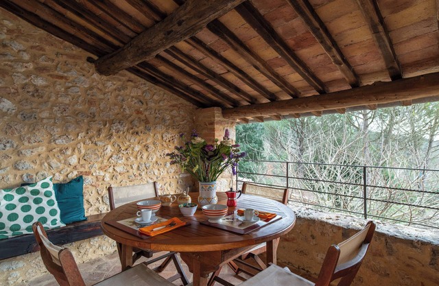 "Borgo dei Fondi" La Loggia aparcamiento gratuito sin wifi