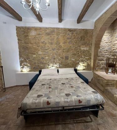 Borgo di Mezzo