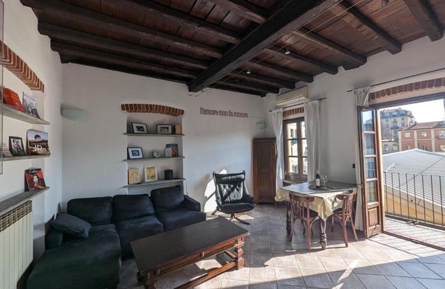 Borgo Dora House