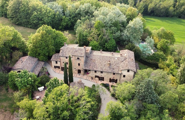 Borgo il Poeta