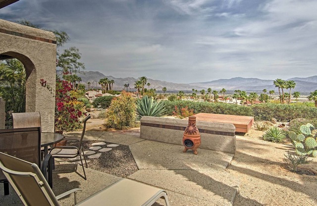 Borrego Springs Townhome w / Patio y Vistas a la montaña
