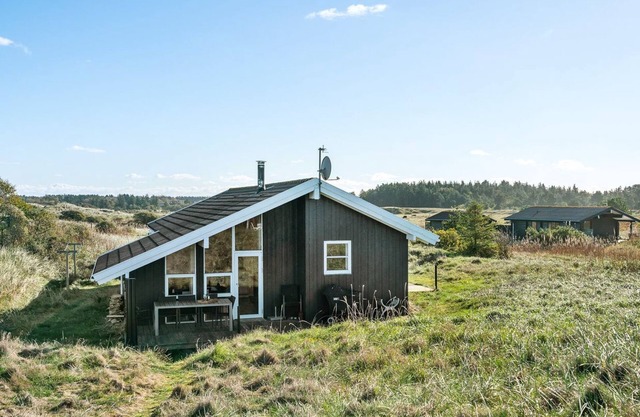 "Bothilda" - 660m from the sea by Interhome