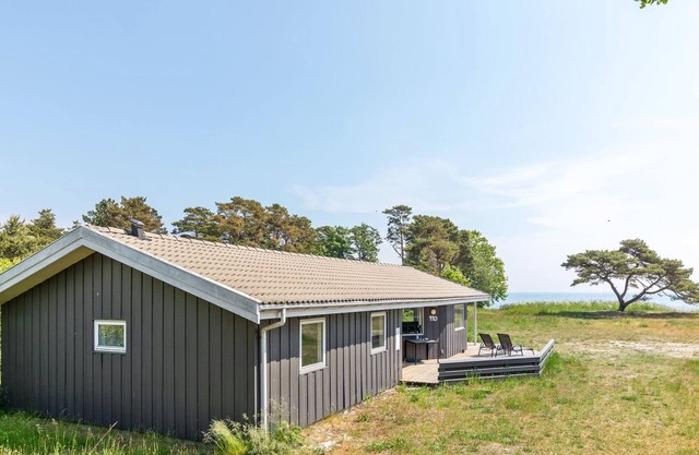 "Botolphus" - 20m from the sea by Interhome