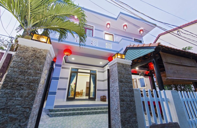 Bougain Villeas Homestay