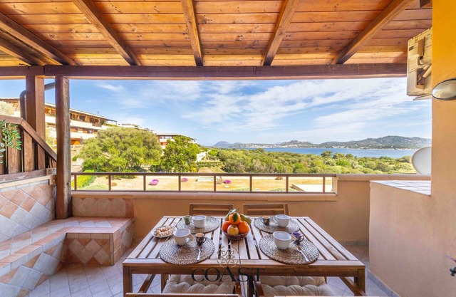 Bouganville - Flat with sea view and WiFi