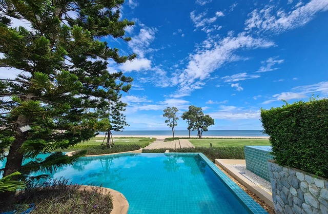 Boulevard Tuscany - 3 Bedroom Pool Villa