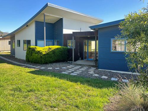 Boutara Holiday House