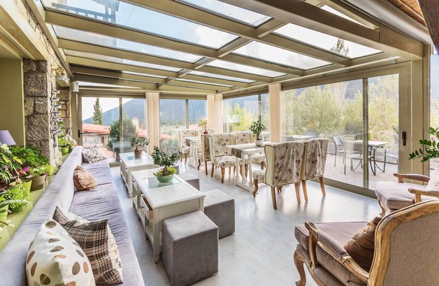 Boutique Hotel Skamnos