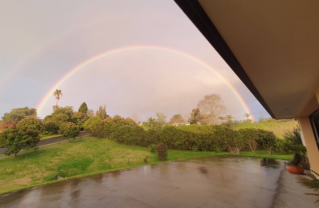 Boutique Kerikeri Bed & Breakfast (no kitchen) 5 minutes walk to town.