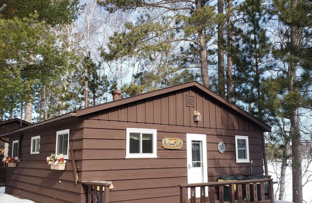 Boutique Resort, 2 bedroom cabin in the North Woods of Minnesota