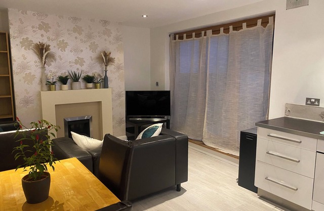 Boutique Riverside Apartment