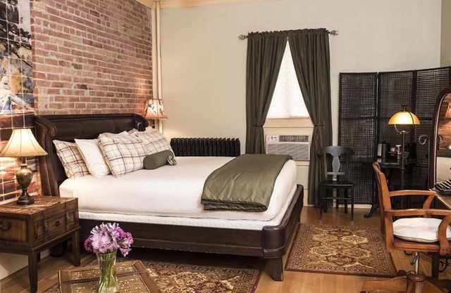 Boutique Stay w/ Vintage Decor, Beautiful Courtyard & Modern Comfort