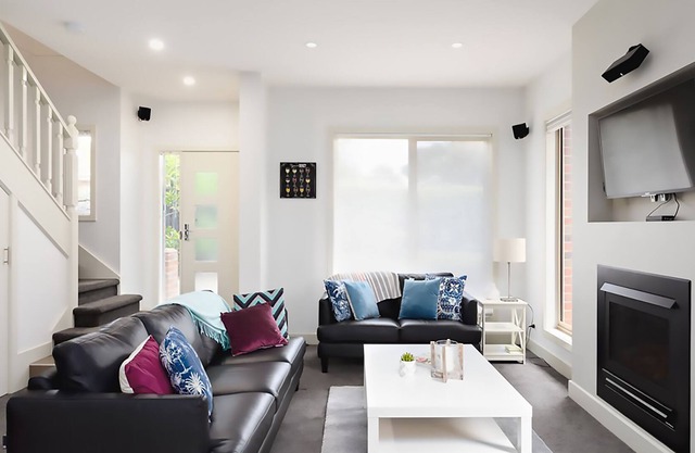 BOUTIQUE STAYS - Mentone Abode