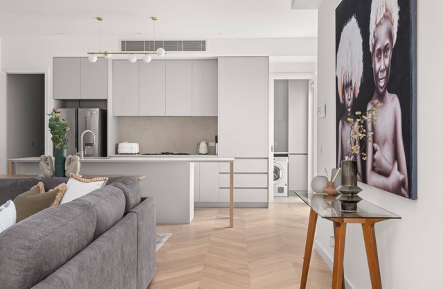 BOUTIQUE STAYS - Milk & Honey