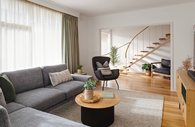 BOUTIQUE STAYS - Rest Ashored