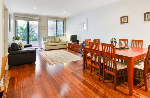 BOUTIQUE STAYS - River Boulevard