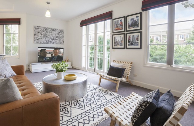 BOUTIQUE STAYS - Wellington Mews