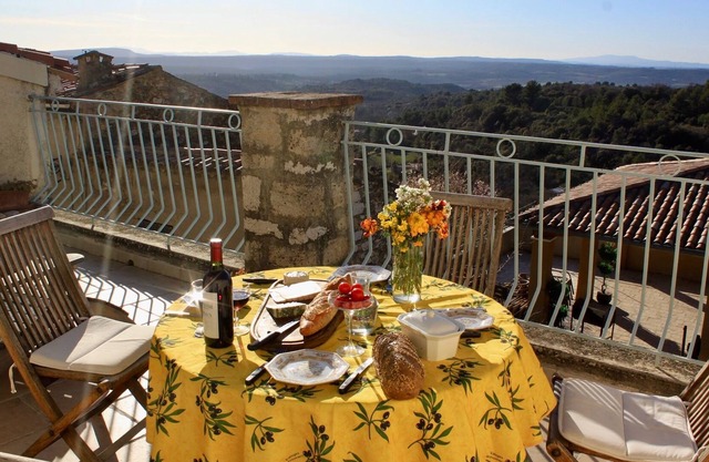 Casa rural con encanto y vistas panorámicas y terraza cerca de Gorges du Verdon