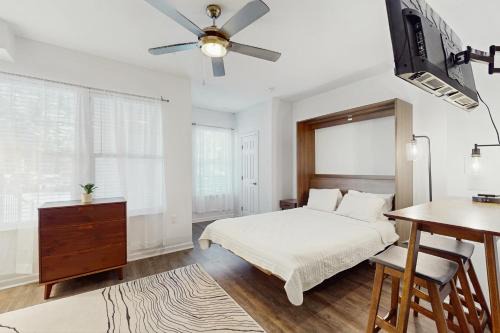Bowen Village 2118A