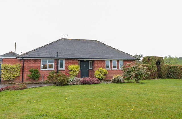 Bower View, MADLEY