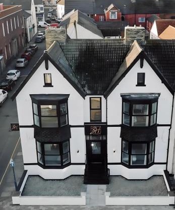 Bowles Hotels