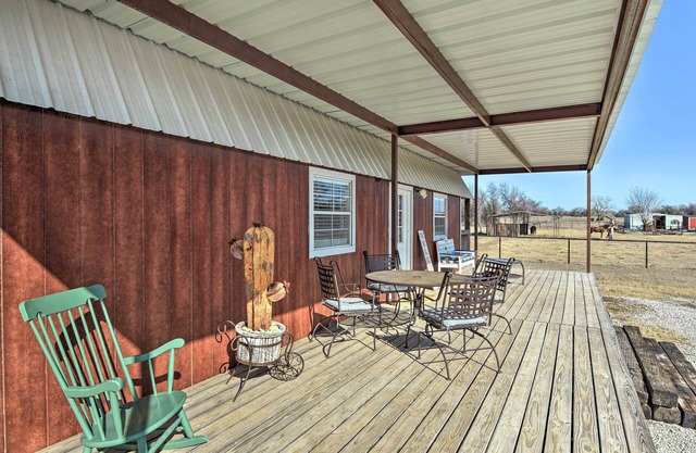 Boyd Countryside Cabin w/ Patio & Farm Views
