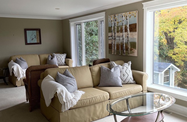 Bracebridge Falls House - with spectacular views and close to downtown