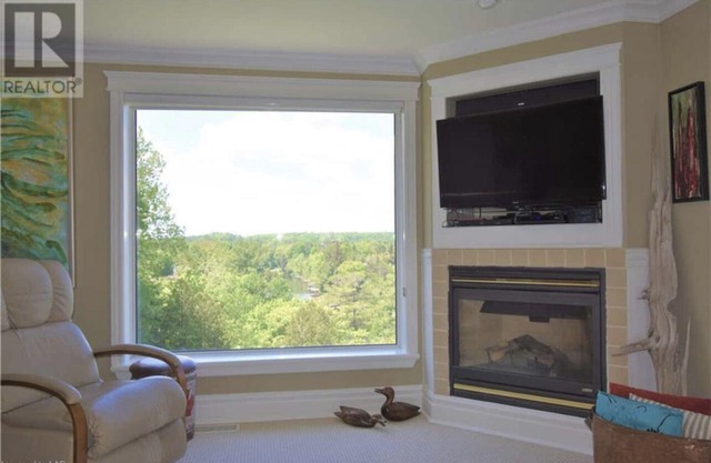 Bracebridge Falls House with 2 Units