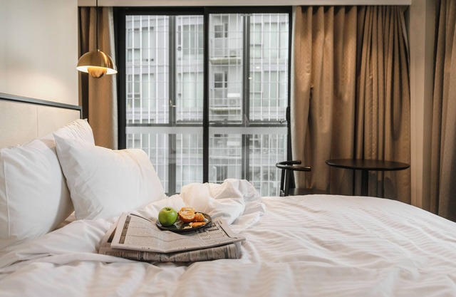 Brady Hotels Jones Lane